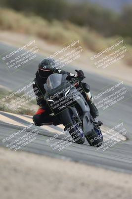 media/Sep-21-2025-Race Pace (Sun) [[98bf33ef95]]/Verified/10-Turn 10 (1150am)/